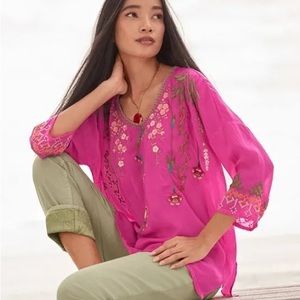 NWT Johnny Was Gia Embroidered Blouse